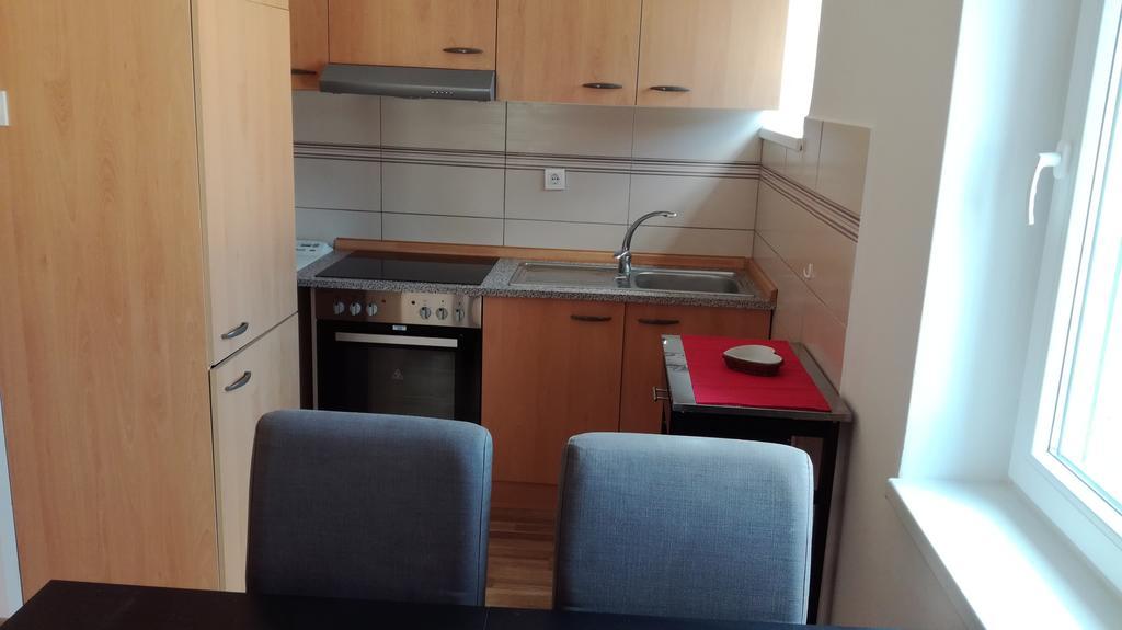 Apartma Ema Izola Exteriör bild